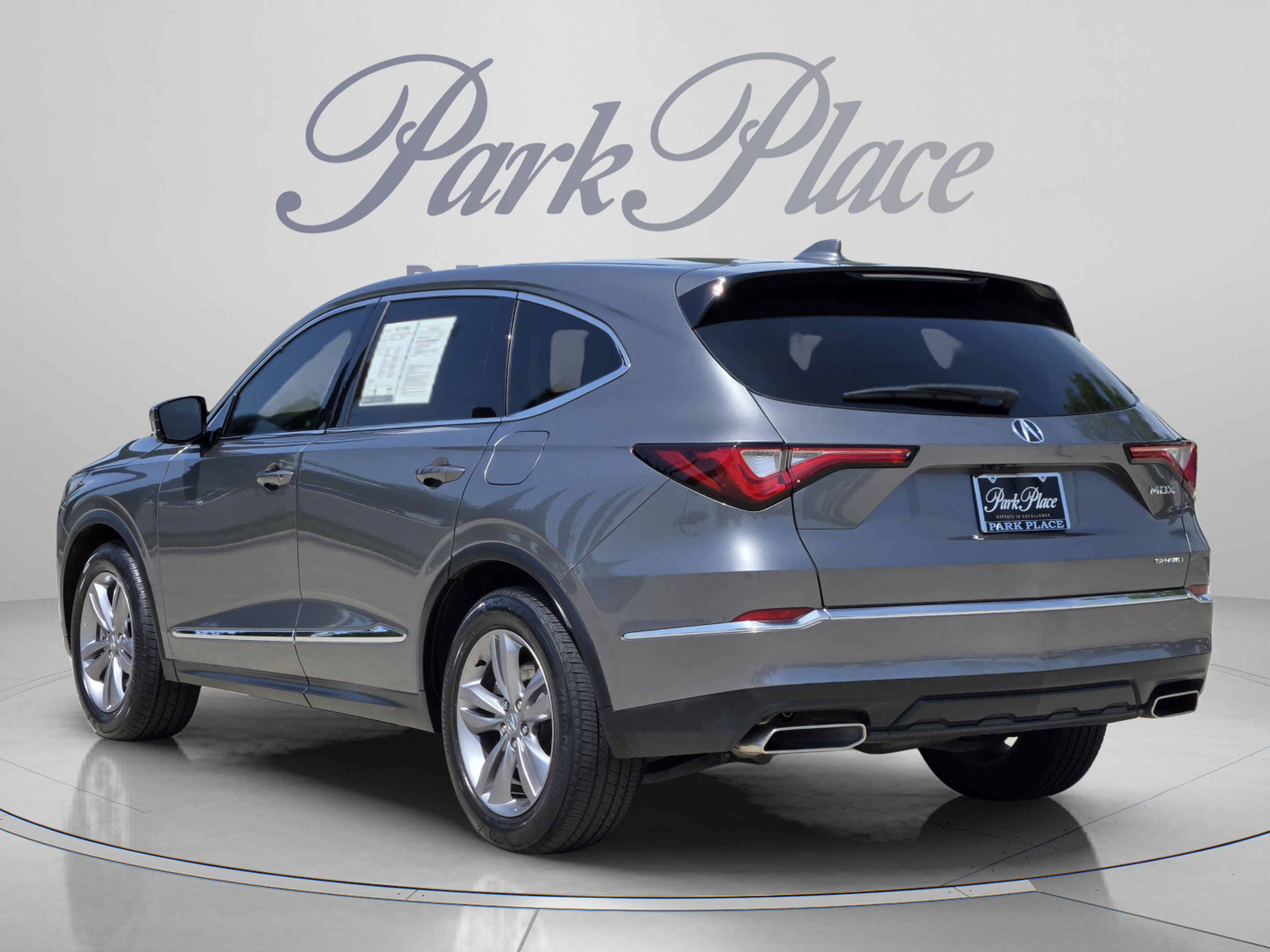 Used 2024 Acura MDX SH-AWD image 3