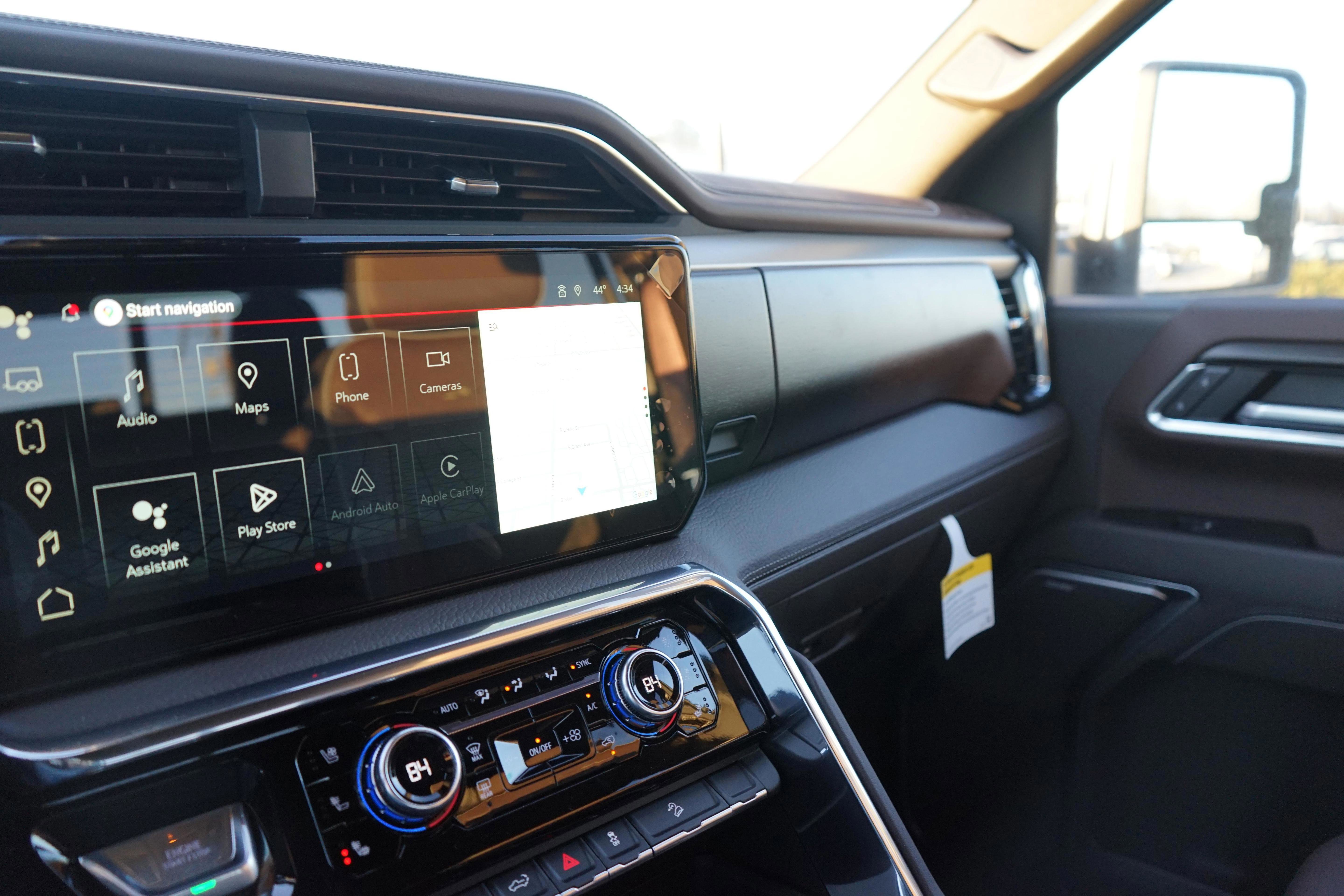 New 2026 GMC Sierra 2500 Denali w/ Technology Package image 18