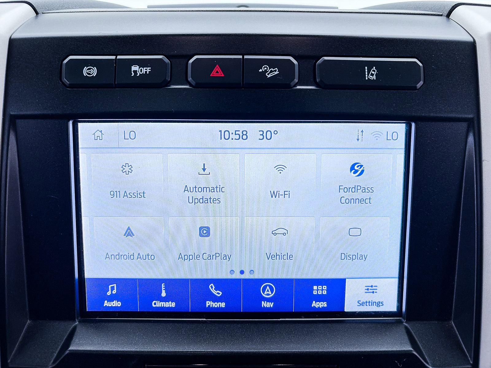 Used 2020 Ford F350 Lariat w/ Lariat Ultimate Package AWD/4WD image 29
