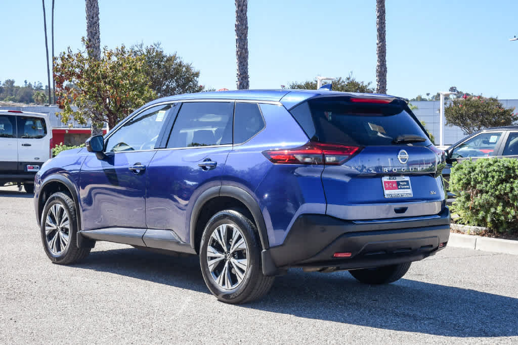 Used 2021 Nissan Rogue SV FWD image 7