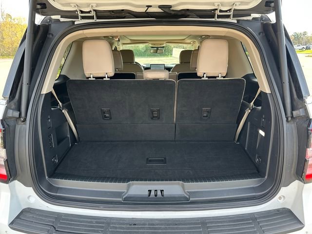 Used 2024 Ford Expedition Limited image 30