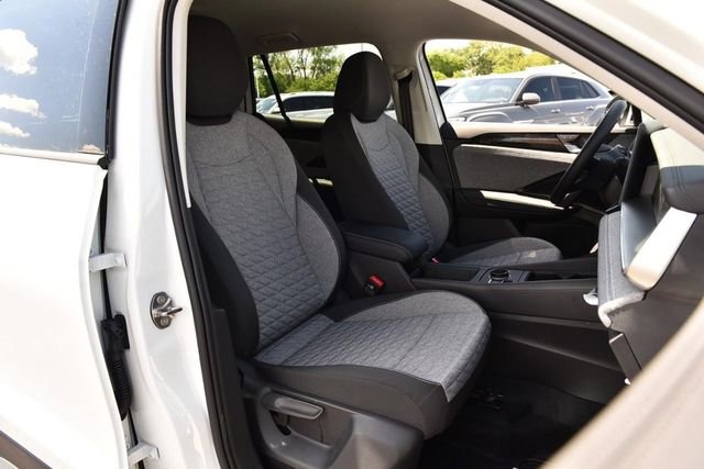 New 2026 Volkswagen Tiguan S FWD image 19
