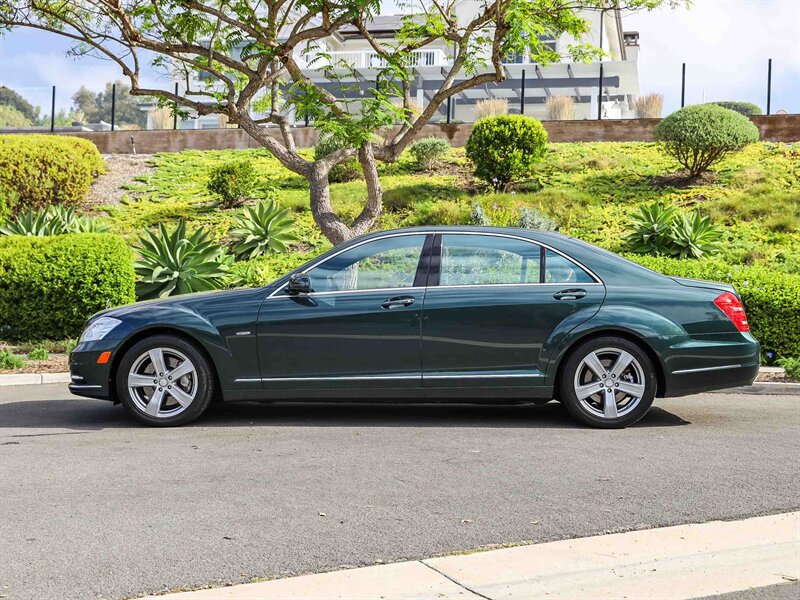 Used 2012 Mercedes-Benz S 550 image 2