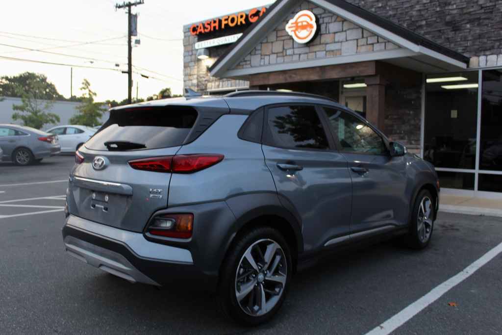 Used 2021 Hyundai Kona Limited w/ Cargo Package image 5