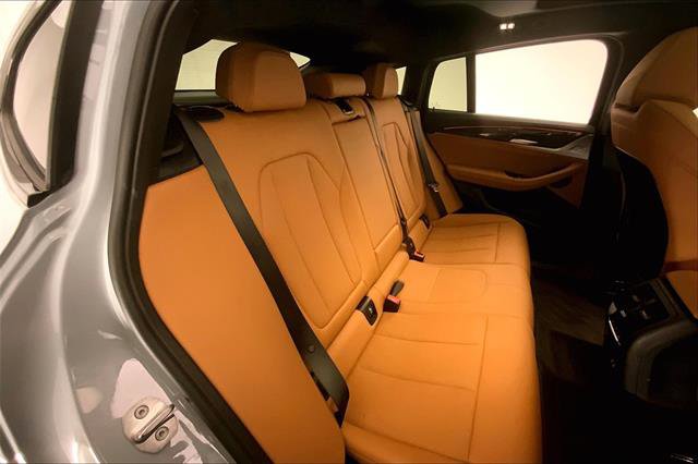 Certified 2024 BMW X4 M40i w/ Premium Package image 15