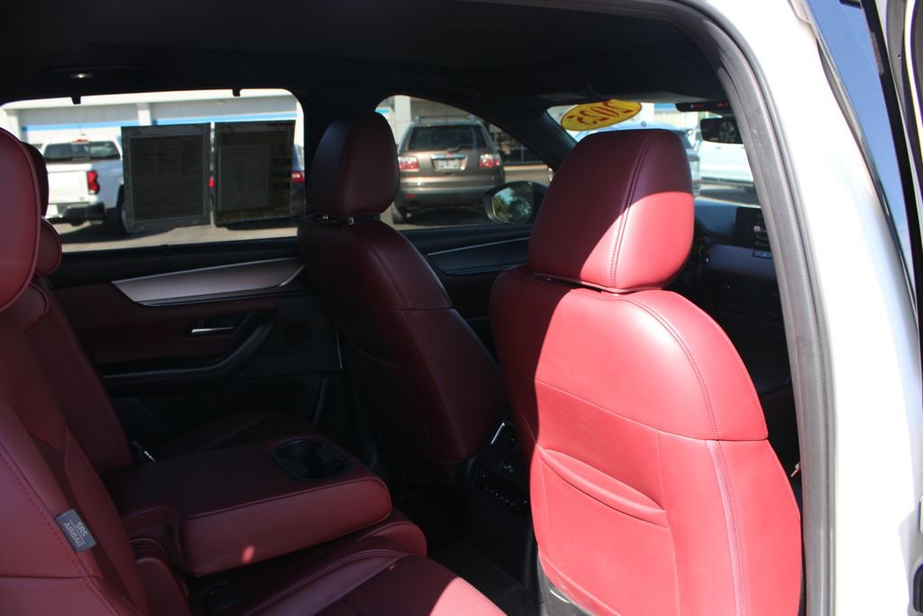 Used 2025 MAZDA CX-70 Plug-In Hybrid w/ Premium Plus AWD/4WD image 33