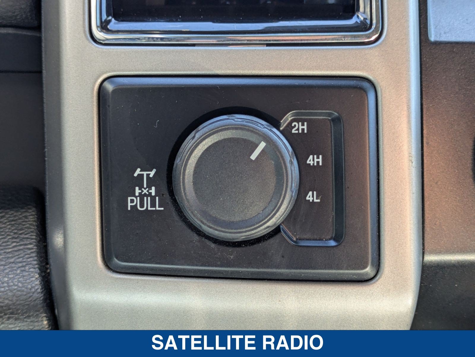 Used 2019 Ford F250 Lariat w/ Lariat Ultimate Package AWD/4WD image 36