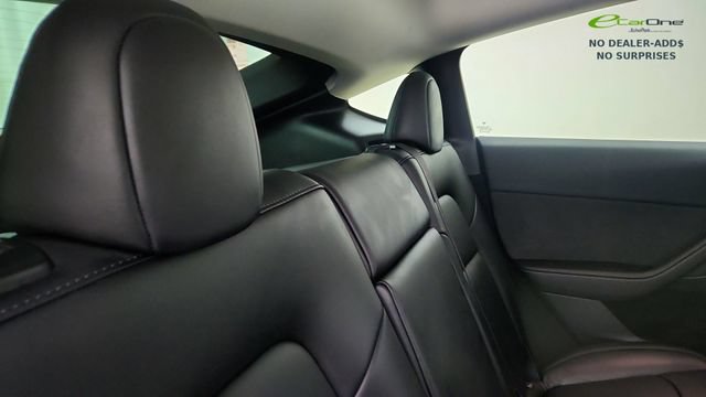 Used 2022 Tesla Model Y Long Range AWD/4WD image 26