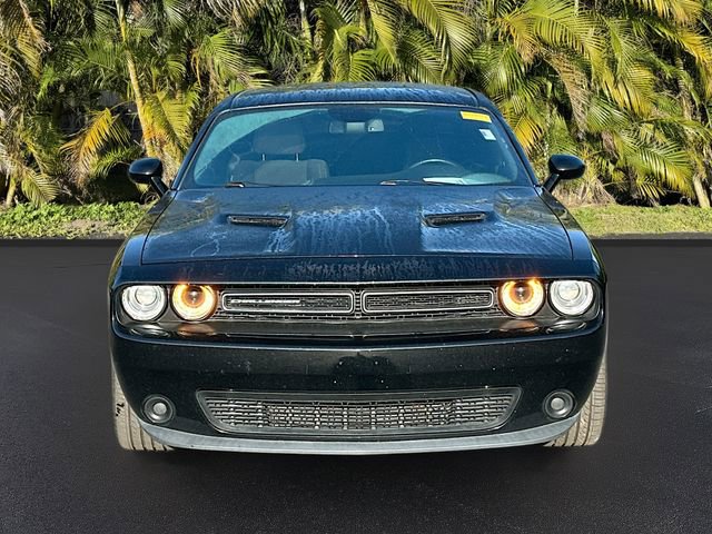 Used 2017 Dodge Challenger SXT w/ Driver Convenience Group image 2
