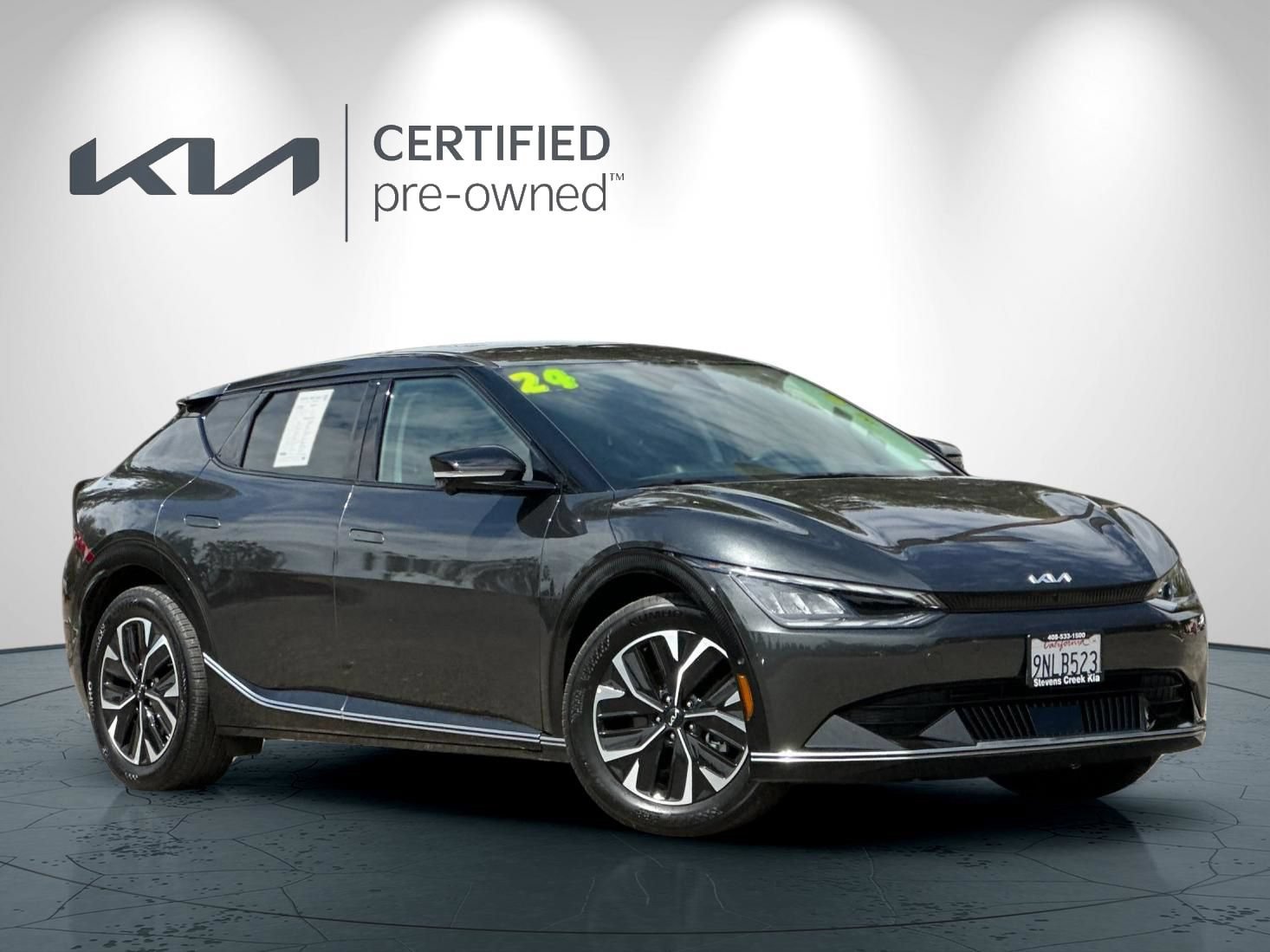 Certified 2024 Kia EV6 Wind w/ Wind Technology Package RWD image 2