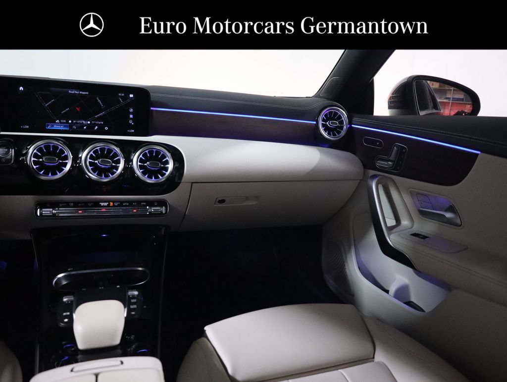 Used 2023 Mercedes-Benz CLA 250 4MATIC image 65