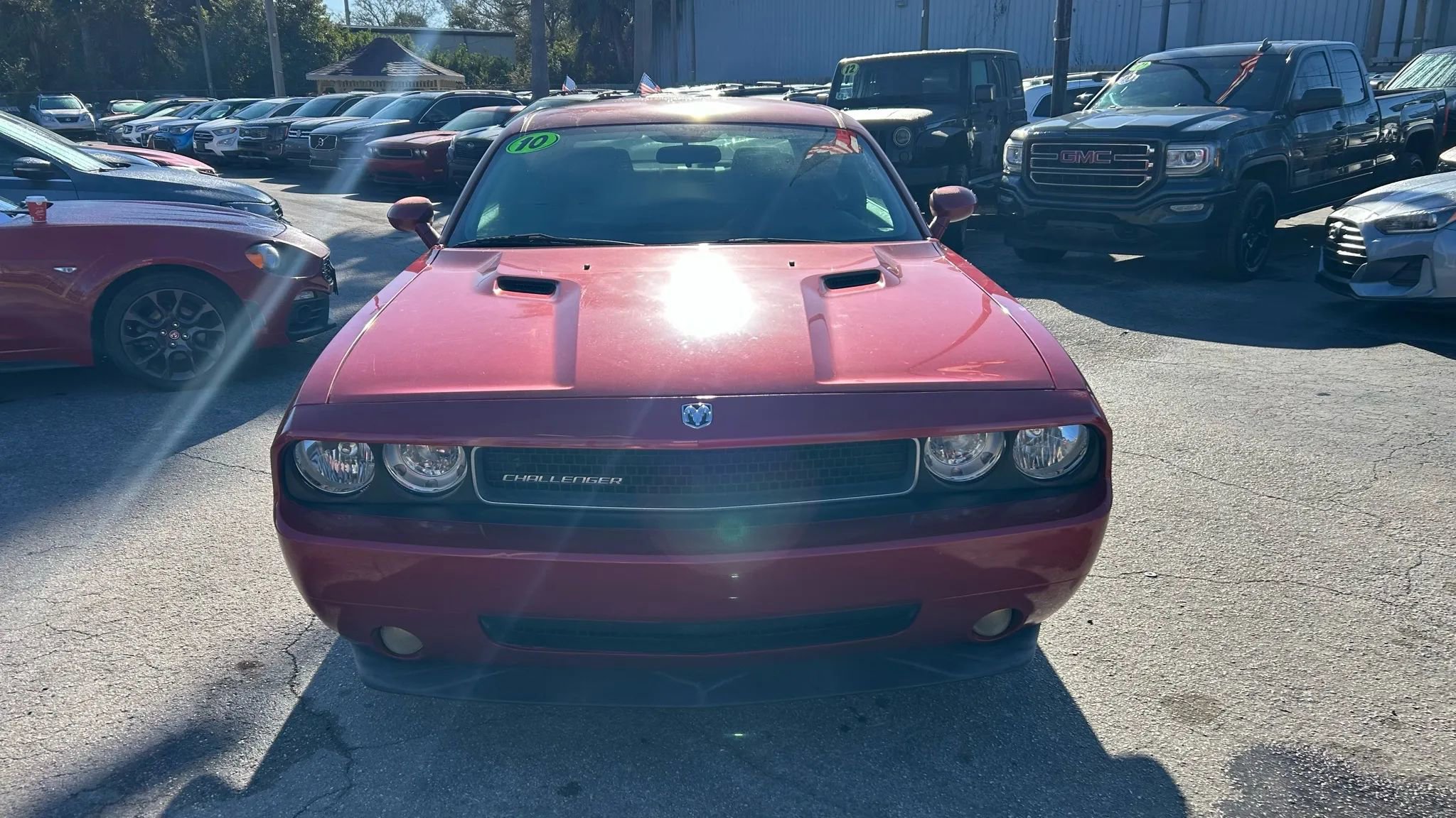 Used 2010 Dodge Challenger SE RWD image 3
