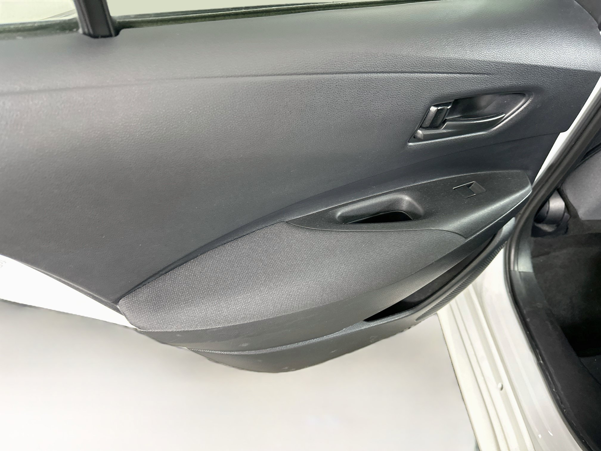 Used 2025 Toyota Corolla LE FWD image 26