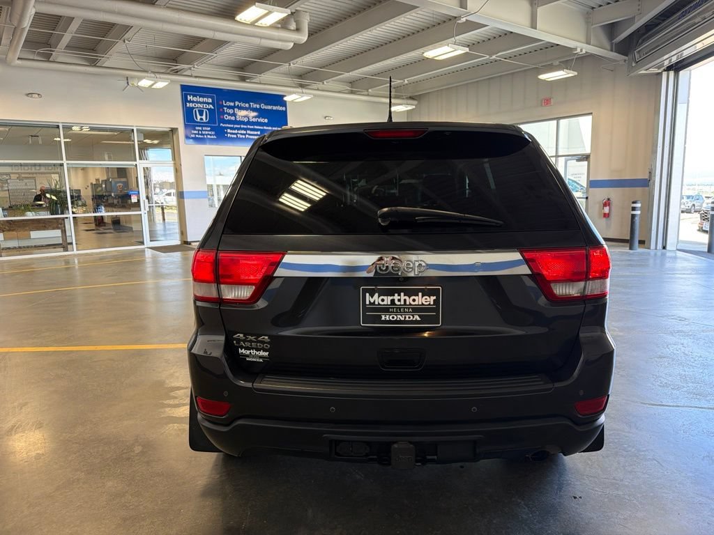 Used 2013 Jeep Grand Cherokee Laredo AWD/4WD image 6