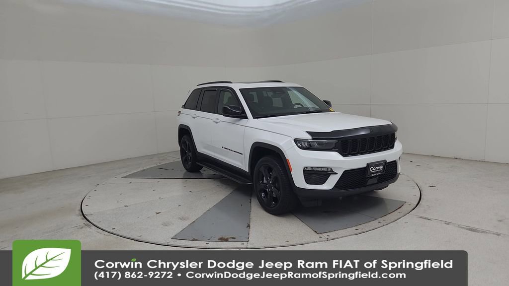 Certified 2025 Jeep Grand Cherokee Limited w/ Black Appearance Package AWD/4WD image 2