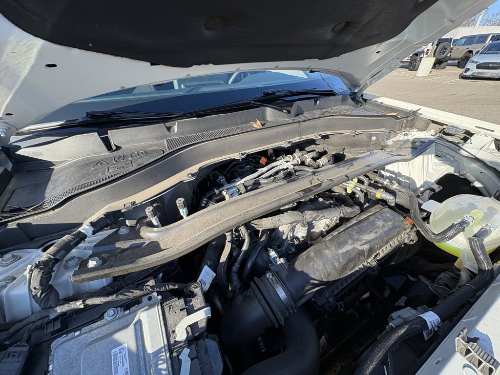 Used 2025 Ford Explorer ST-Line image 17