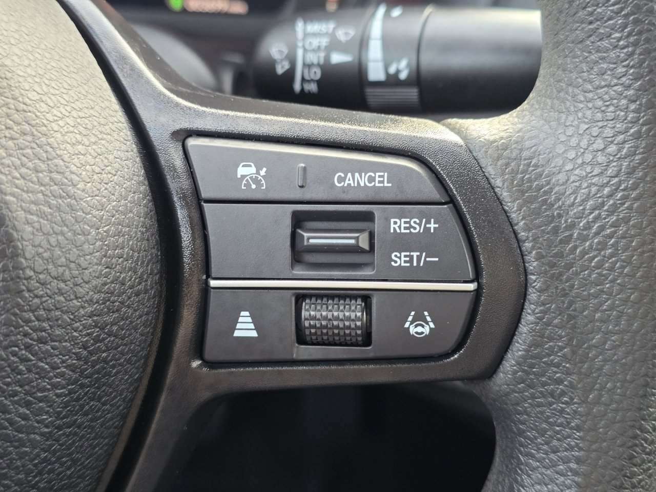 Certified 2024 Honda Accord EX image 32