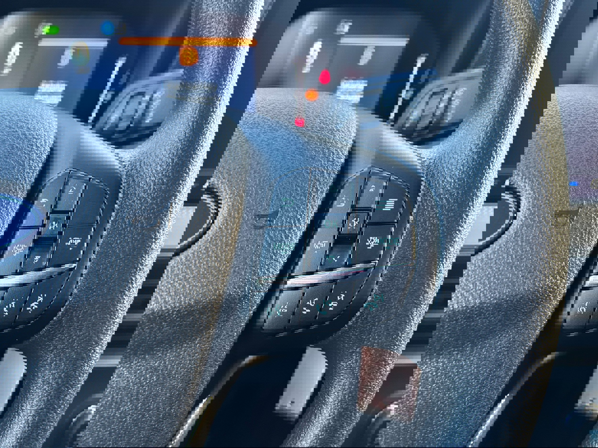 New 2025 Ford Maverick XL w/ Equipment Group 101A image 22