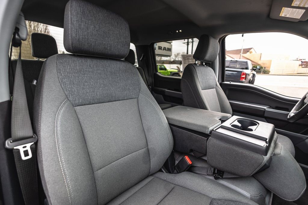 Used 2024 Ford F150 XLT AWD/4WD image 30