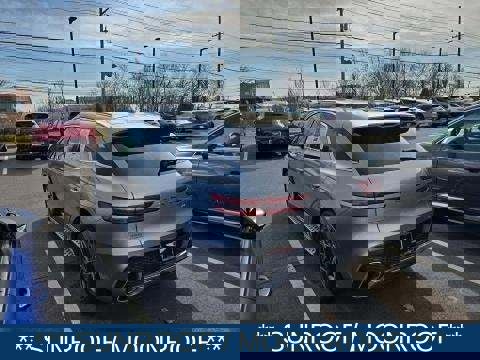 Used 2024 Genesis GV70 2.5T w/ Select Package image 3