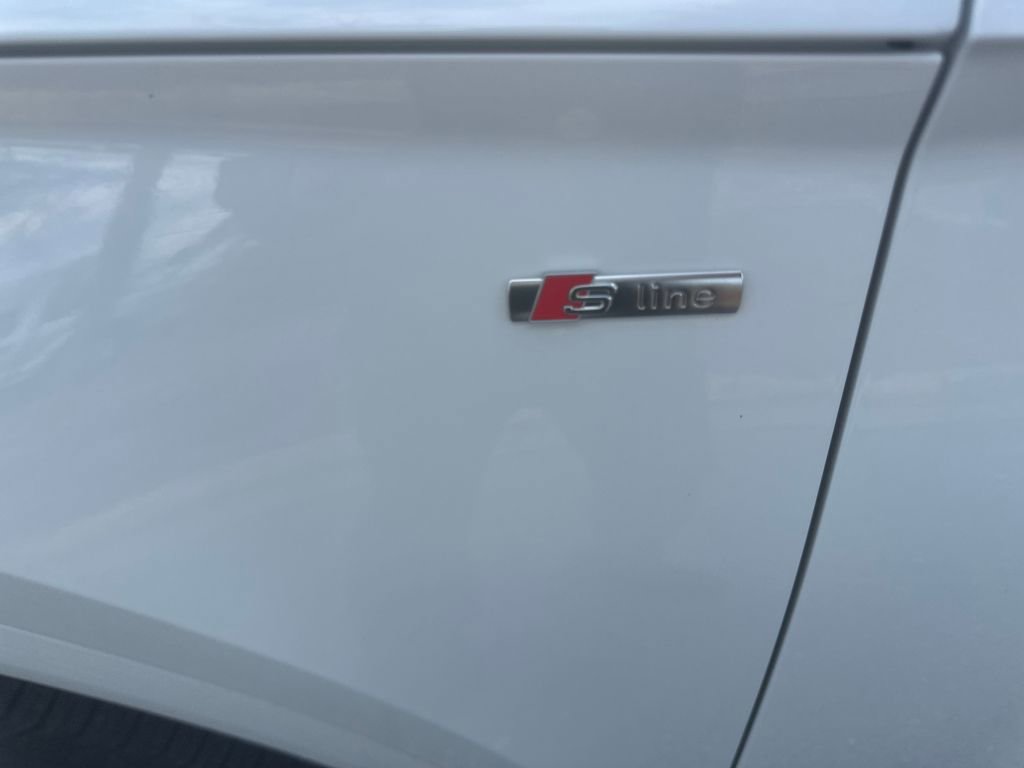 Used 2025 Audi Q5 2.0T Premium image 4