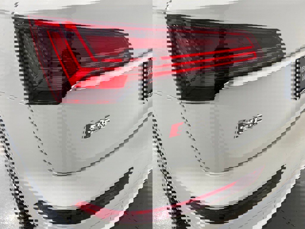 Used 2021 Audi SQ5 Premium Plus w/ Premium Plus Package image 13