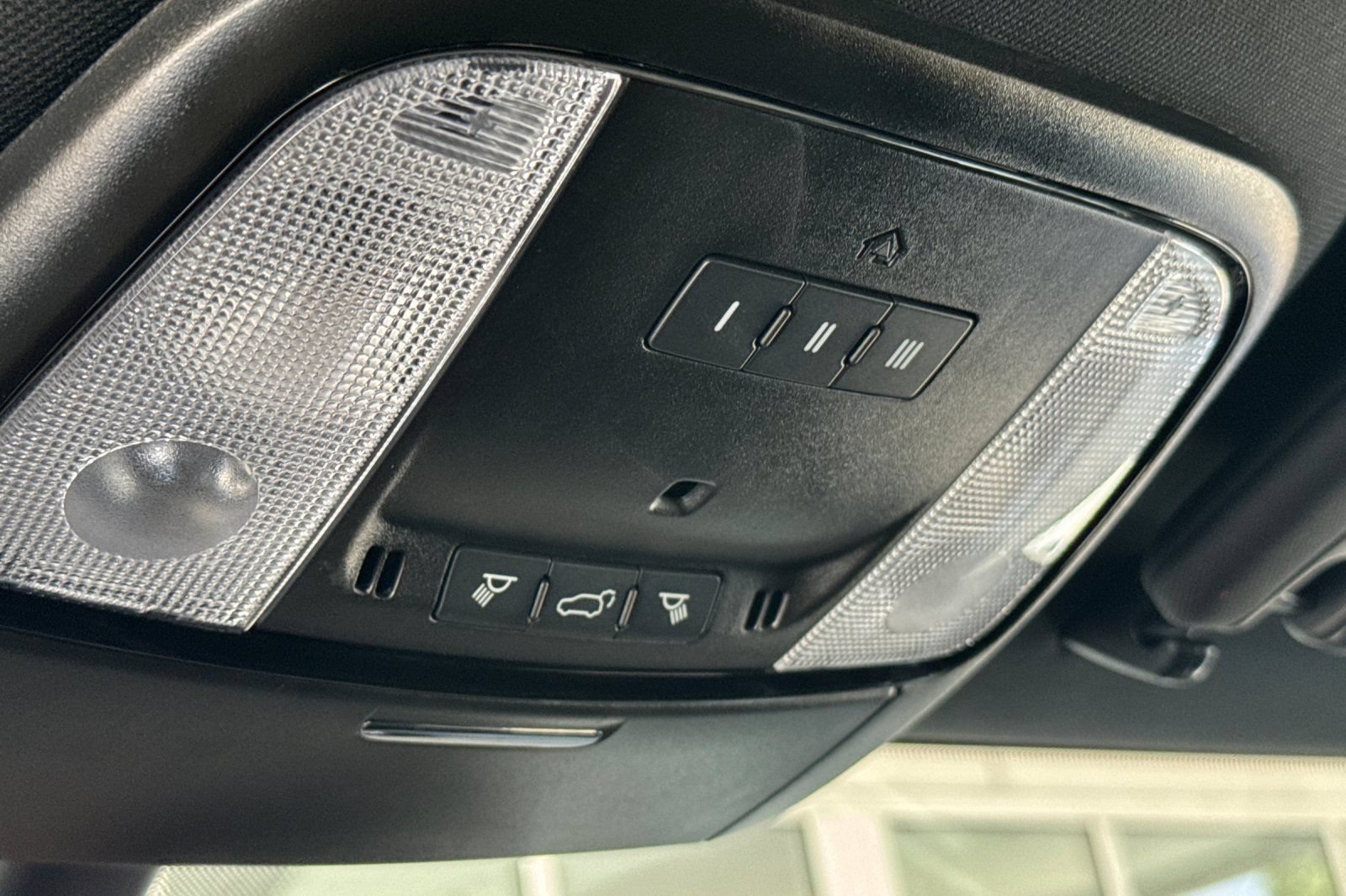 Used 2025 Dodge Durango GT AWD/4WD image 25