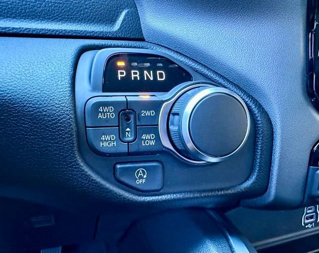 New 2026 RAM 1500 4x4 Crew Cab image 28