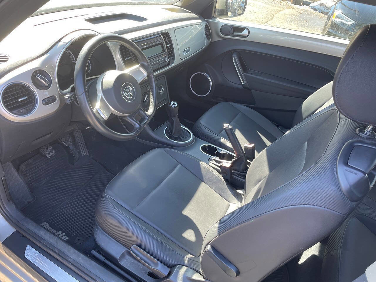 Used 2013 Volkswagen Beetle 2.5 image 13