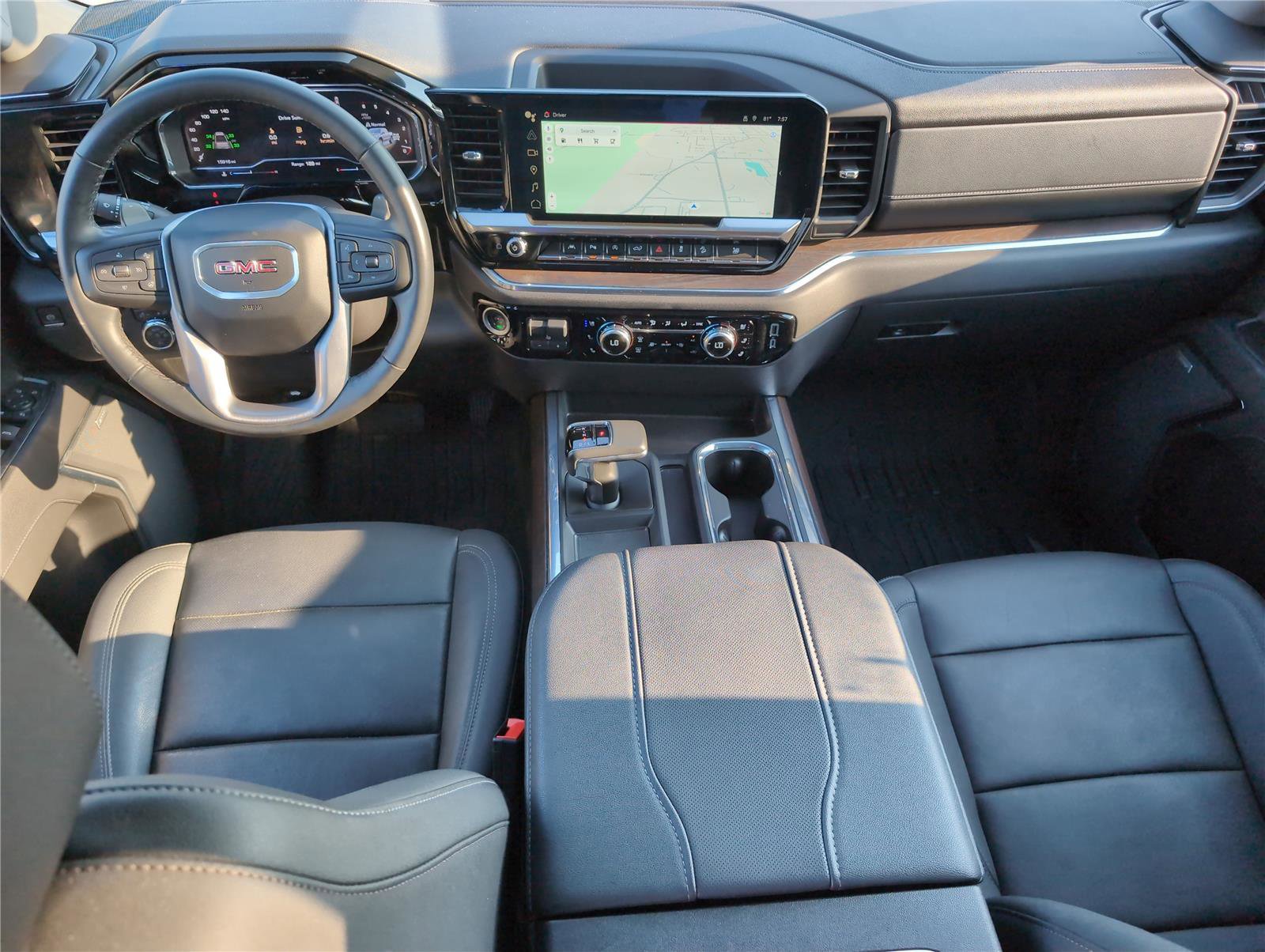 Used 2024 GMC Sierra 1500 SLT w/ SLT Premium Plus Package image 27