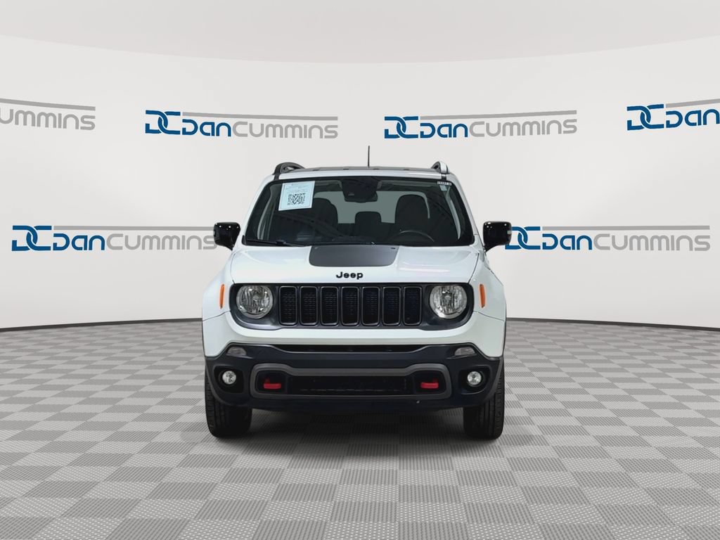 Used 2023 Jeep Renegade Trailhawk AWD/4WD image 3