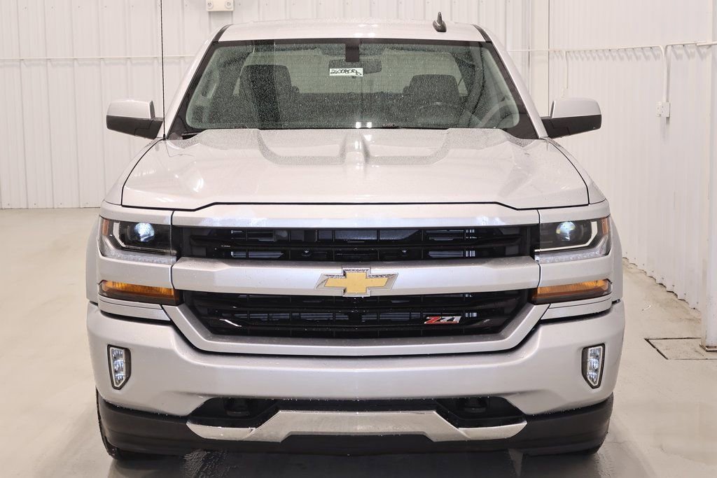 Used 2017 Chevrolet Silverado 1500 LT w/ Texas Edition image 4