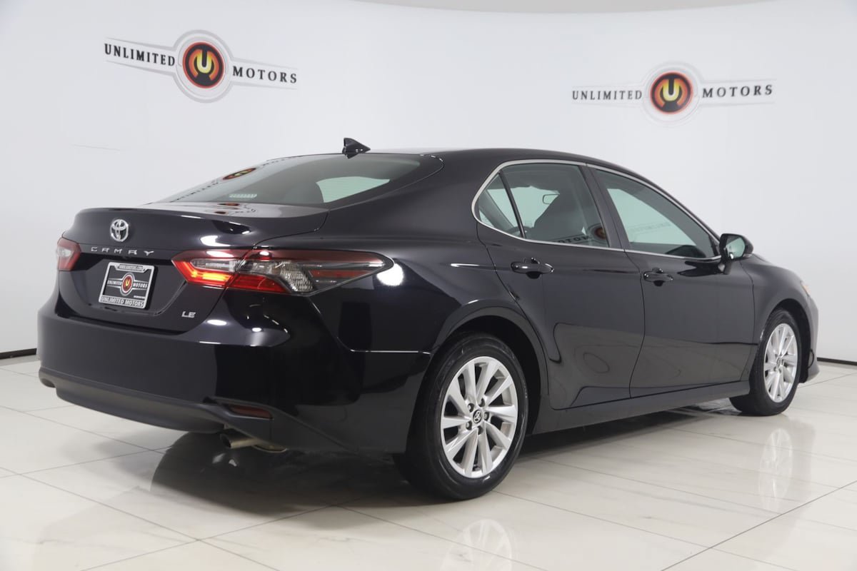 Used 2023 Toyota Camry LE FWD image 3