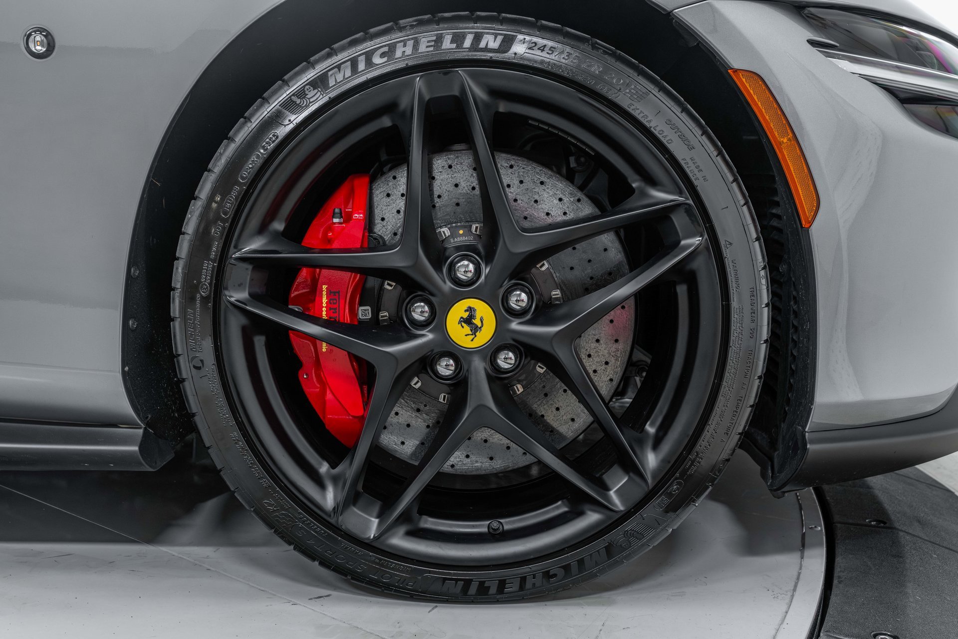 Certified 2024 Ferrari Roma Base image 17