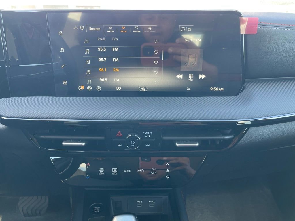 New 2026 Nissan Kicks SR image 16