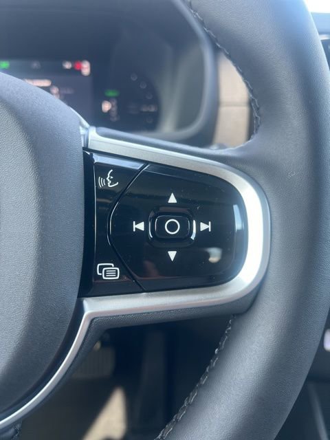 New 2026 Volvo XC90 T8 Plus w/ Protection Package image 13