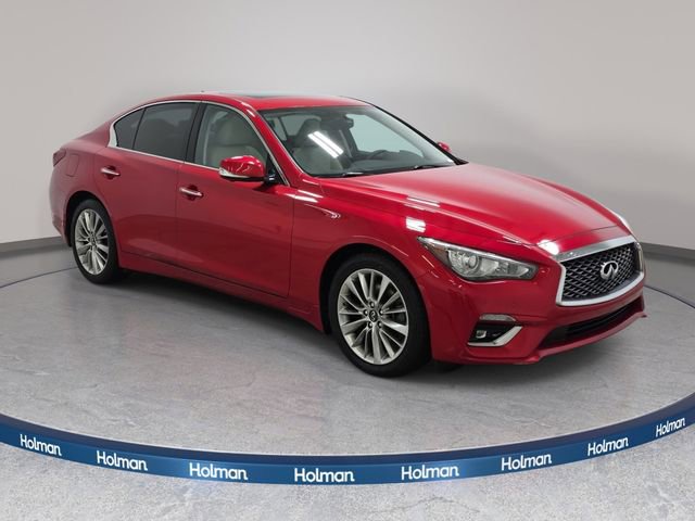 Used 2021 INFINITI Q50 Luxe w/ Cargo Package AWD/4WD image 4