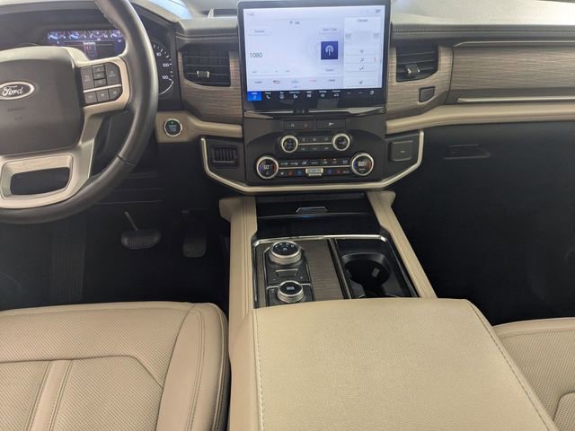 Used 2024 Ford Expedition Limited image 28