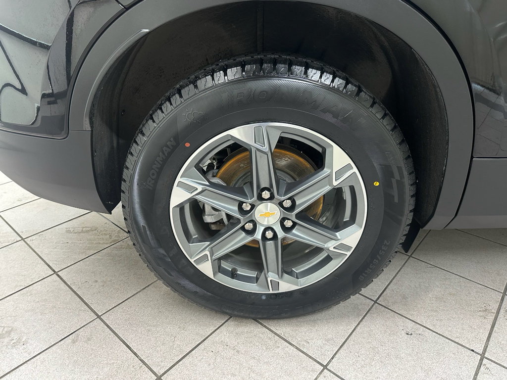 Certified 2025 Chevrolet Blazer LT AWD/4WD image 14