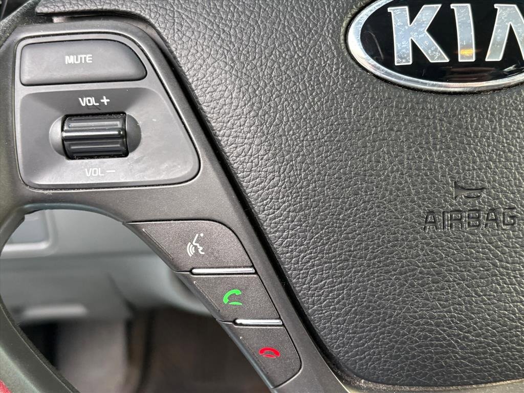 Used 2017 Kia Forte LX image 10