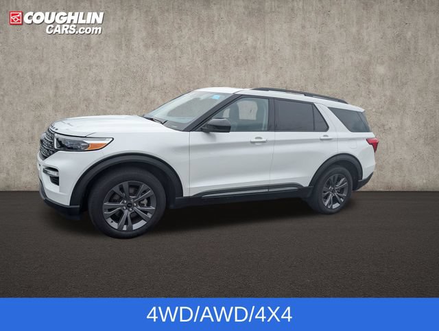 Used 2024 Ford Explorer XLT w/ Equipment Group 202A AWD/4WD image 5
