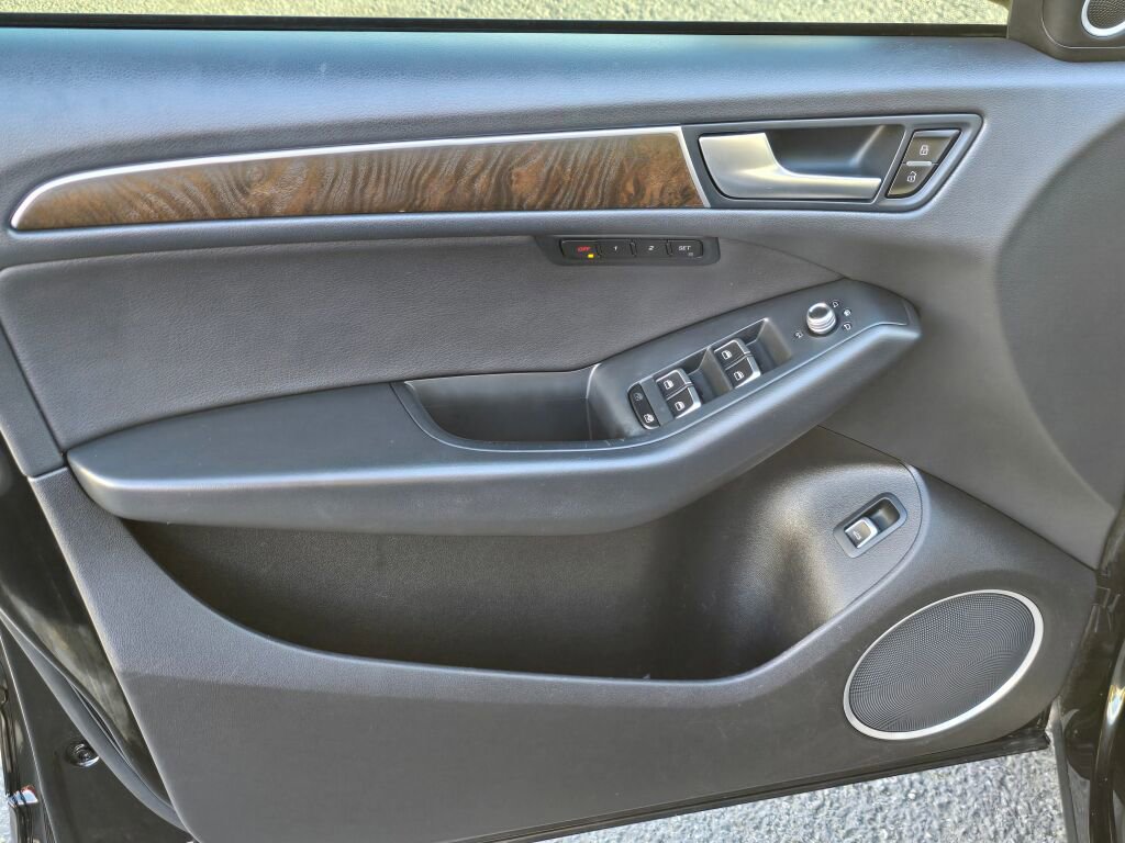 Used 2017 Audi Q5 2.0T Premium Plus image 11