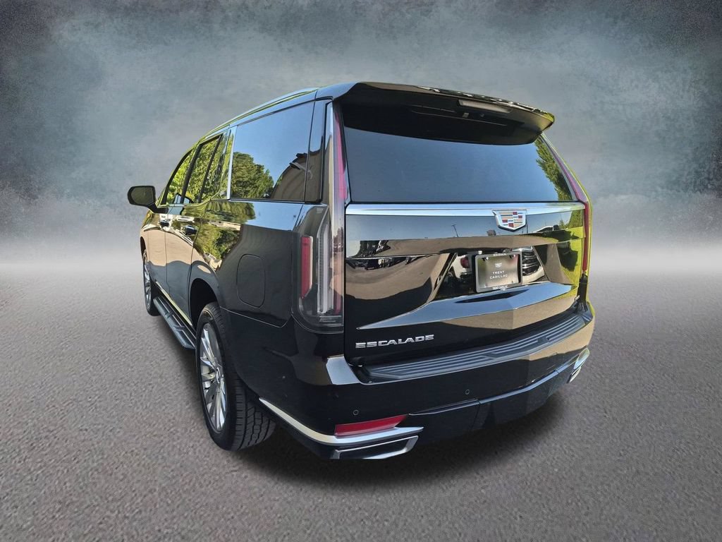Certified 2024 Cadillac Escalade Premium Luxury RWD image 2