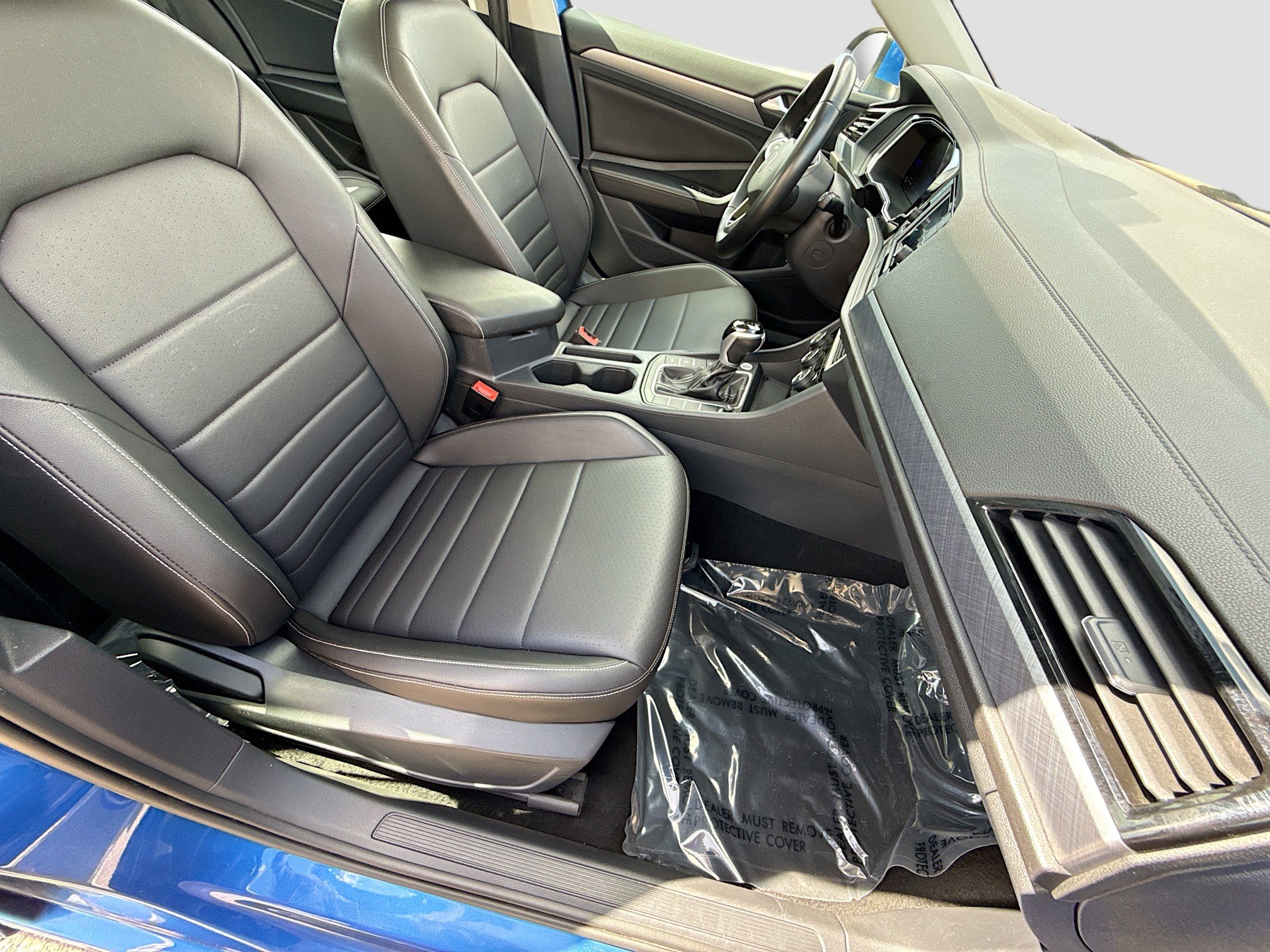 Used 2024 Volkswagen Jetta SE image 14