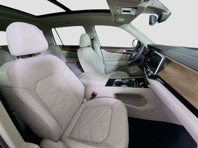 New 2026 Volkswagen Atlas SE FWD image 32