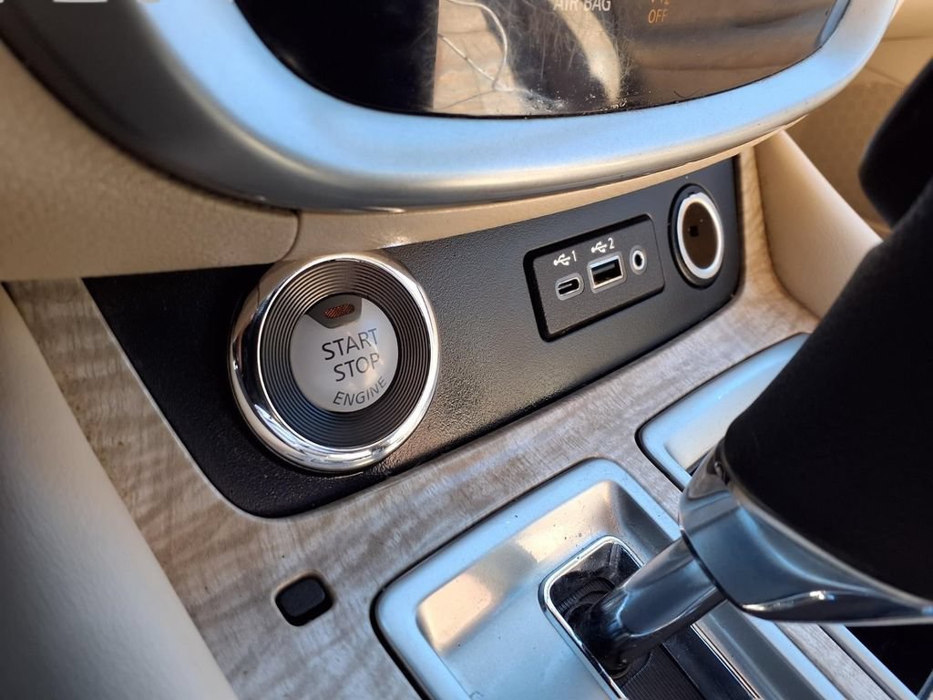 Used 2019 Nissan Murano SV w/ Cargo Package AWD/4WD image 10