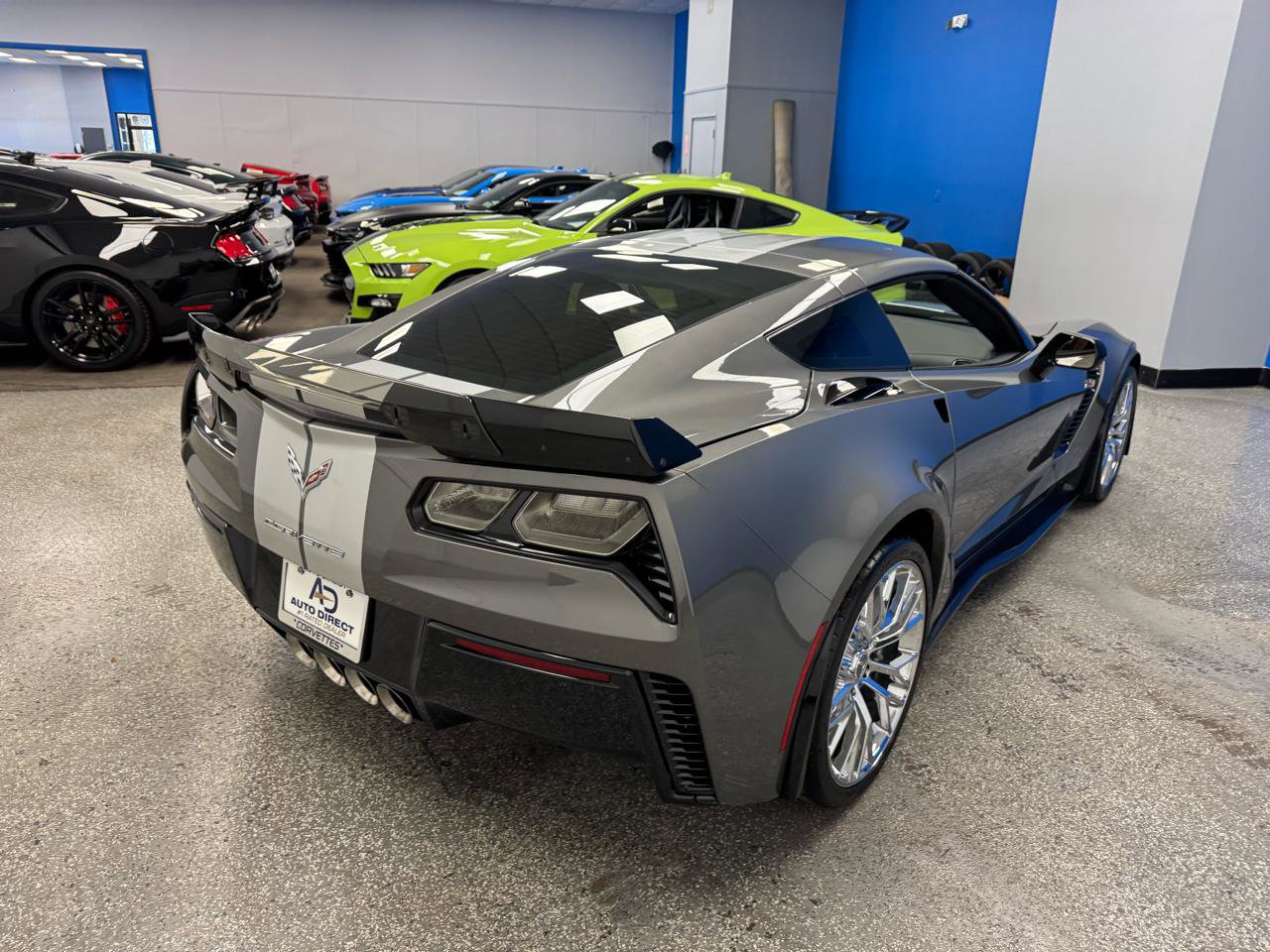 Used 2015 Chevrolet Corvette Z06 w/ 3LZ Preferred Equipment Group image 31