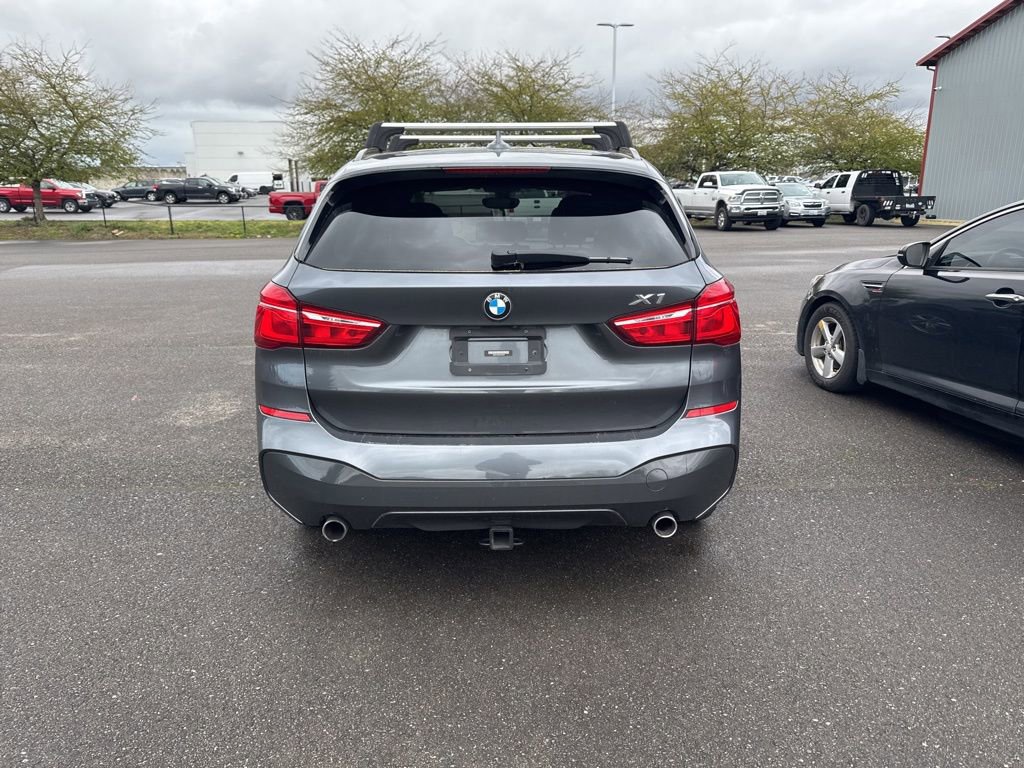 Used 2018 BMW X1 xDrive28i w/ M Sport Package image 4