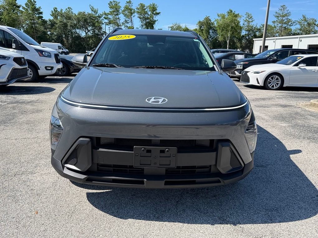 Used 2025 Hyundai Kona SEL AWD/4WD image 2