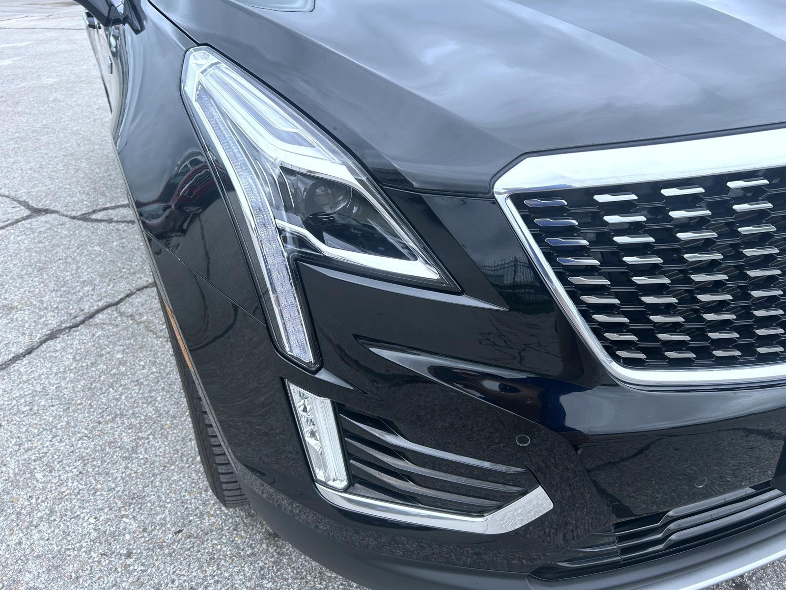 Certified 2023 Cadillac XT5 Premium Luxury AWD/4WD image 10
